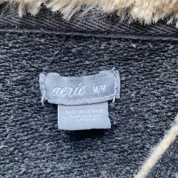 NWOT Aerie Oversized Gray Fur Hood Sweatshirt: Size M - Picture 2 of 2